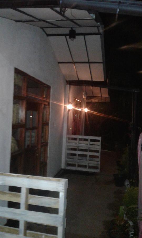 Lily Adam'S Peak Bed and Breakfast Nallathanniya Εξωτερικό φωτογραφία